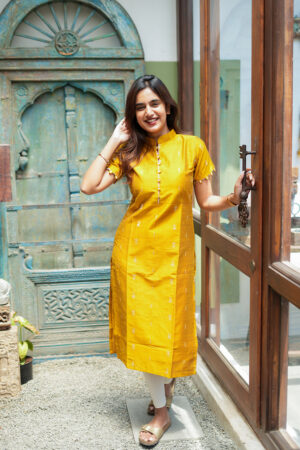 YELLOW KURTI