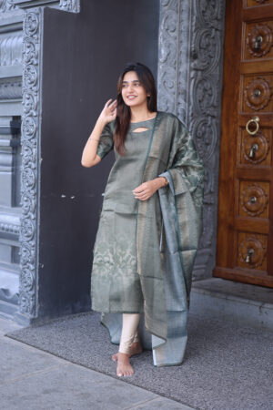 GREEN LOTUS