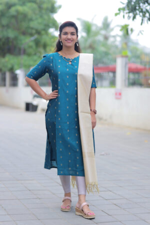 Feeding-friendly teal blue maternity kurti with invisible side zips