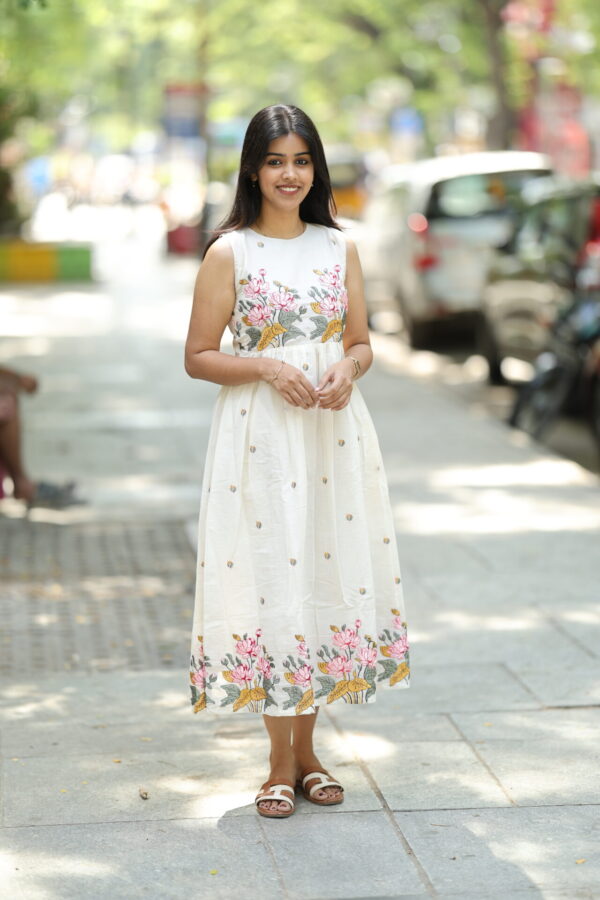 "White cotton maxi frock with floral embroidery and attached sleeve – Aayizhai Fashions"